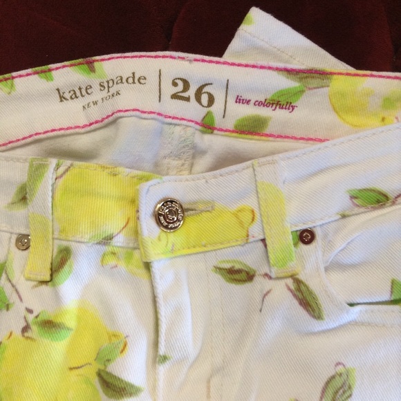 Jeans - Picture 2 of 5